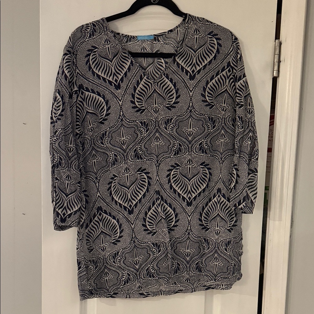 J. McLaughlin Black and White Patterned Blouse